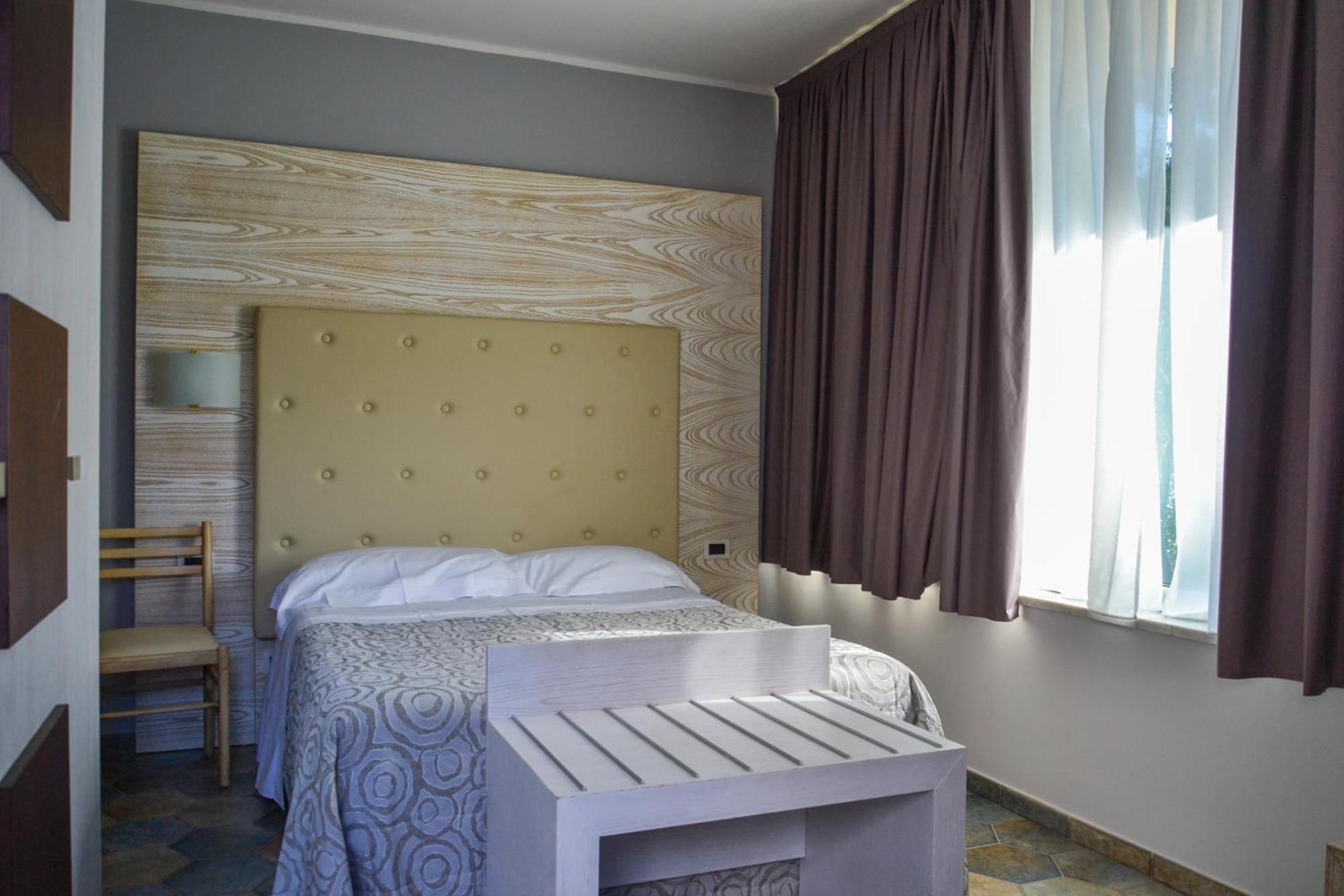 Hotel Villa Elsa Marina di Massa Quarto foto